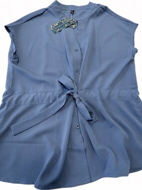 Medium Blue Tie-Front Sleeveless Blouse - Women M or 6/8